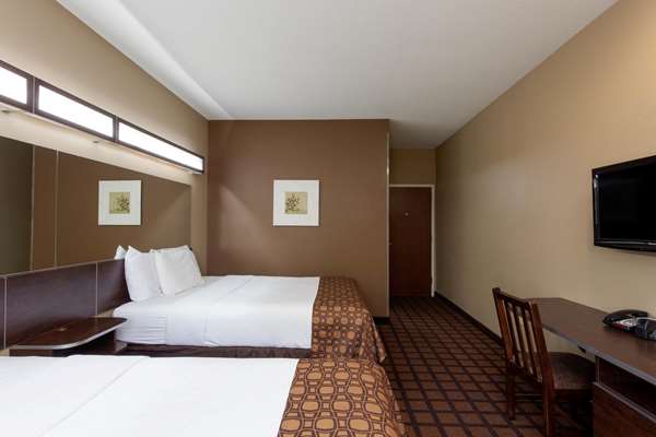  - Microtel Inn & Suites by Wyndham Fort Jackson Columbia