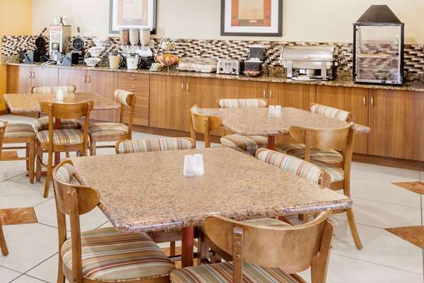  - Microtel Inn by Wyndham Notre Dame South Bend