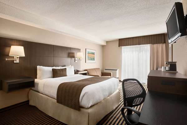  - Days Inn Miramichi