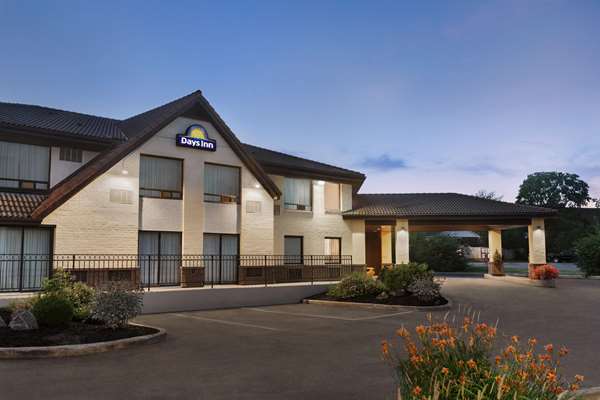 Exterior view - Days Inn Miramichi