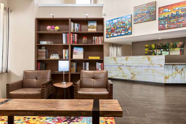  - Days Inn Miramichi