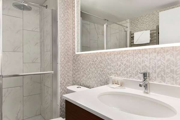 Suite - Days Inn Miramichi