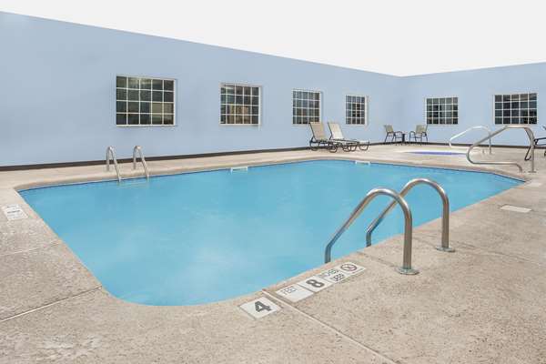 Pool - Microtel Inn & Suites by Wyndham Mansfield