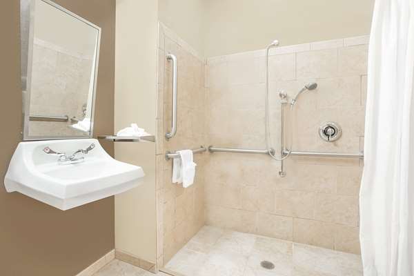  - Microtel Inn & Suites by Wyndham Mansfield