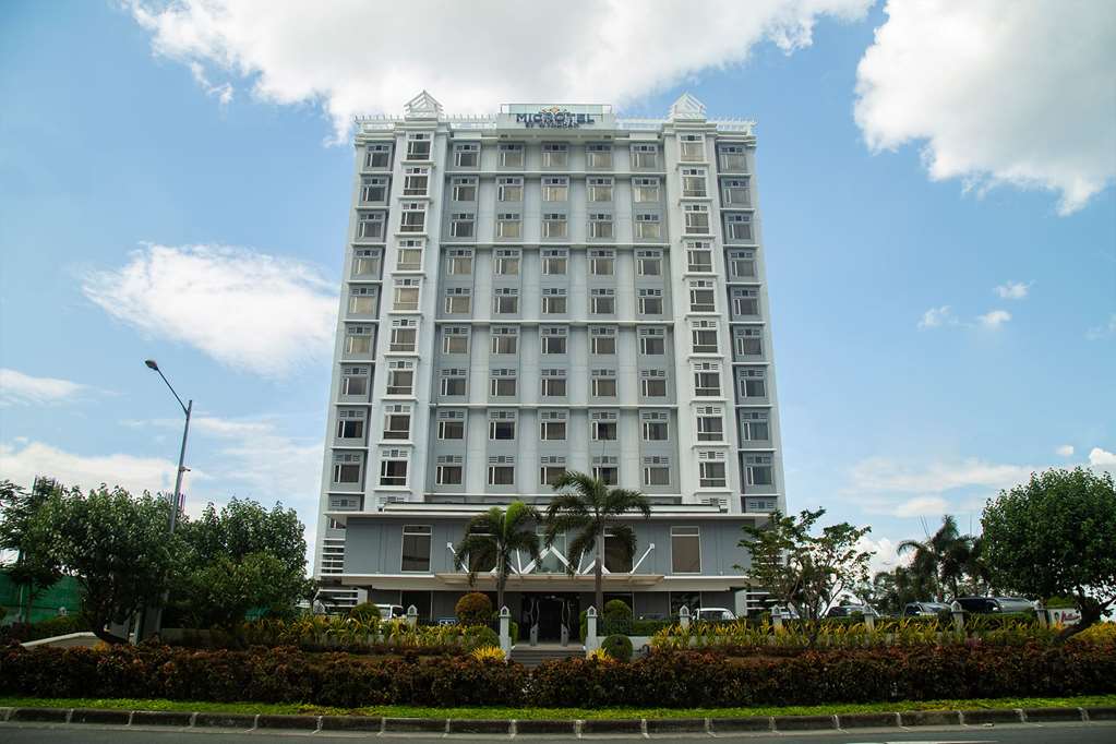 Microtel Inn & Suites at Mall of Asia