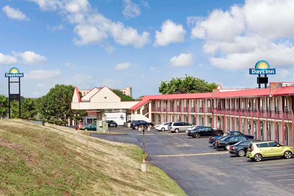 Exterior view - Days Inn West Knoxville - I-40 & I-75, Exit 378