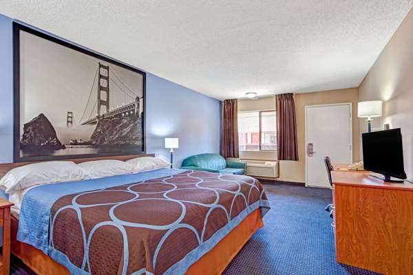  - Super 8 Motel Albany - I-5, Exit 234