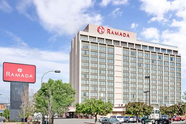 Exterior view - Ramada Hotel & Casino Reno - I-80, Exit 14