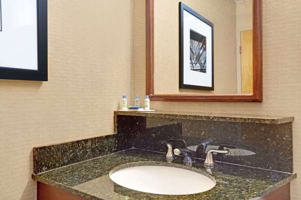  - Ramada Hotel & Casino Reno - I-80, Exit 14