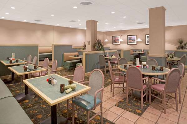 Restaurant - Ramada Hotel & Casino Reno - I-80, Exit 14