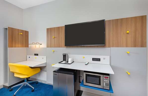  - Microtel Inn & Suites by Wyndham Opelika - I-85, Exit 58