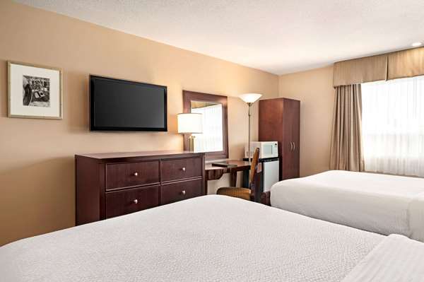  - Days Inn Fredericton