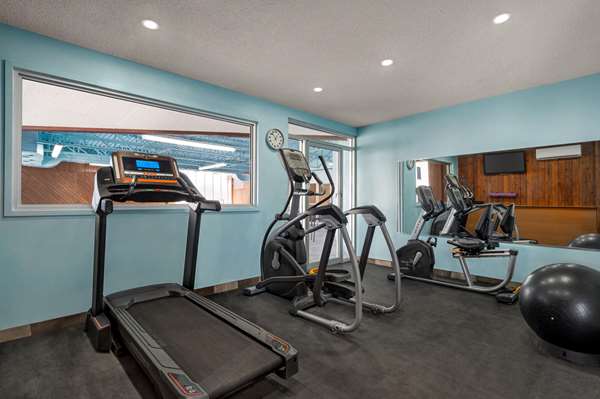 Fitness/ Exercise Room - Days Inn Fredericton