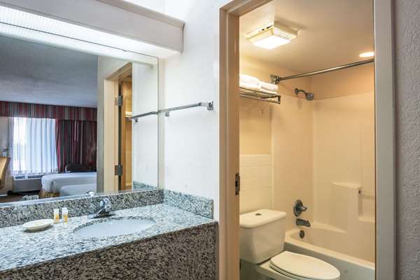  - Days Inn Expressway Killeen