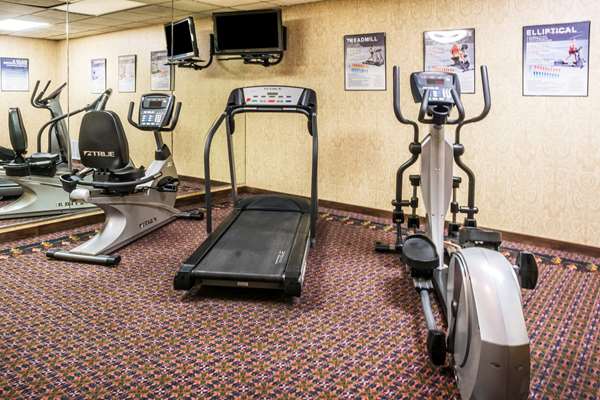 Fitness/ Exercise Room - Days Inn Expressway Killeen