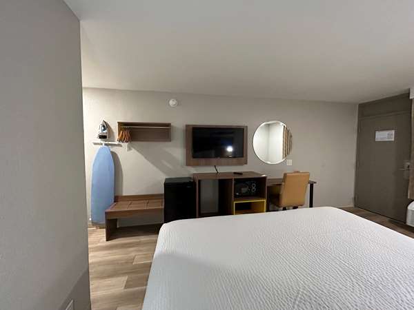  - Days Inn Expressway Killeen