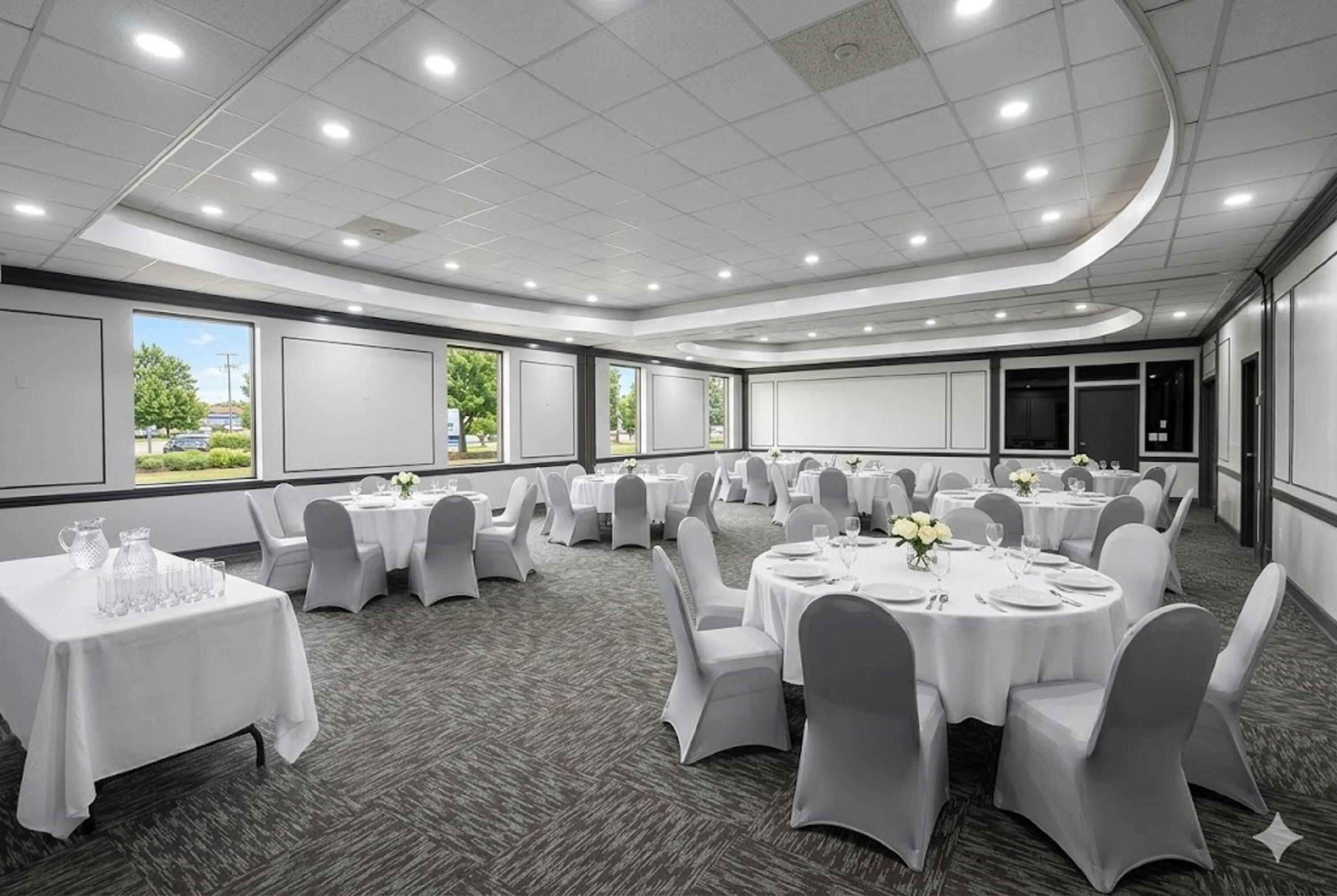 Meeting Room | Super 8 by Wyndham Harrison OH