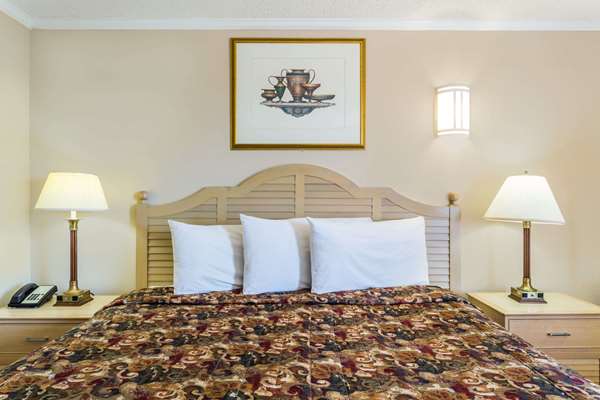  - Days Inn Slidell - I-10, Exit 266