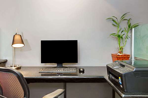 Conference Area - Days Inn West Covina - I-10, Exit 37A