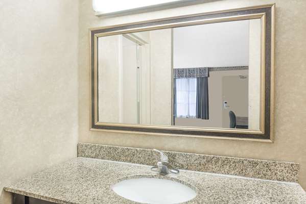  - Days Inn & Suites York