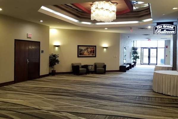  - Howard Johnson Inn Lima - I-75, Exit 125