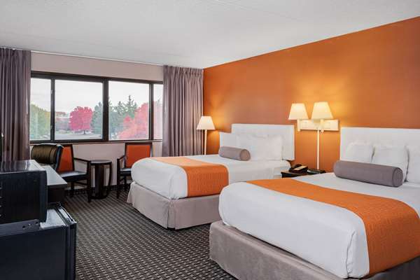  - Howard Johnson Inn Lima - I-75, Exit 125