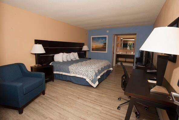  - Days Inn Fort Myers Springs Resort