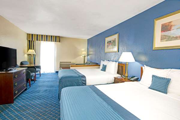  - Baymont Inn & Suites LAX Lawndale