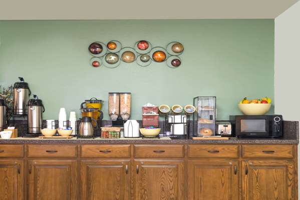 Amenities - Knights Inn Slaton