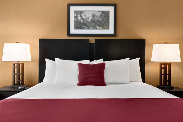  - Baymont Inn & Suites Cortez