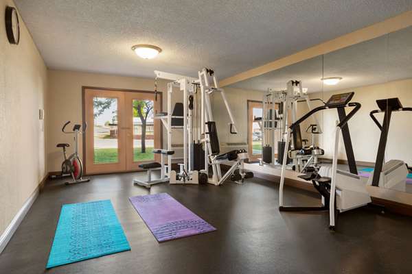 Bar - Baymont Inn & Suites Cortez