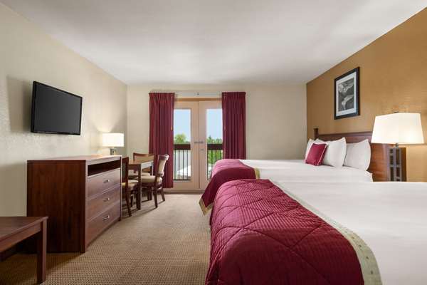 Suite - Baymont Inn & Suites Cortez