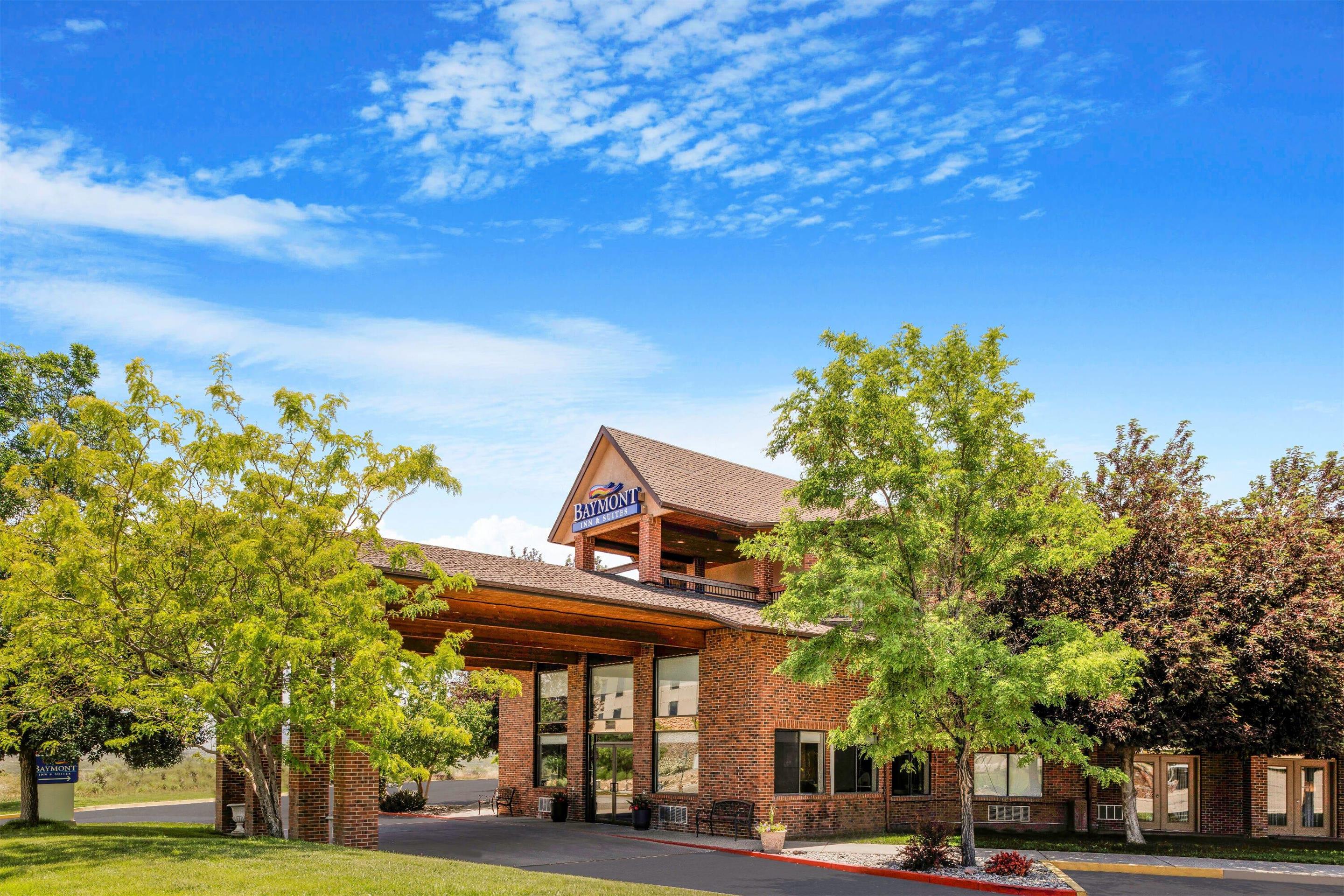 Exterior | Baymont by Wyndham Cortez