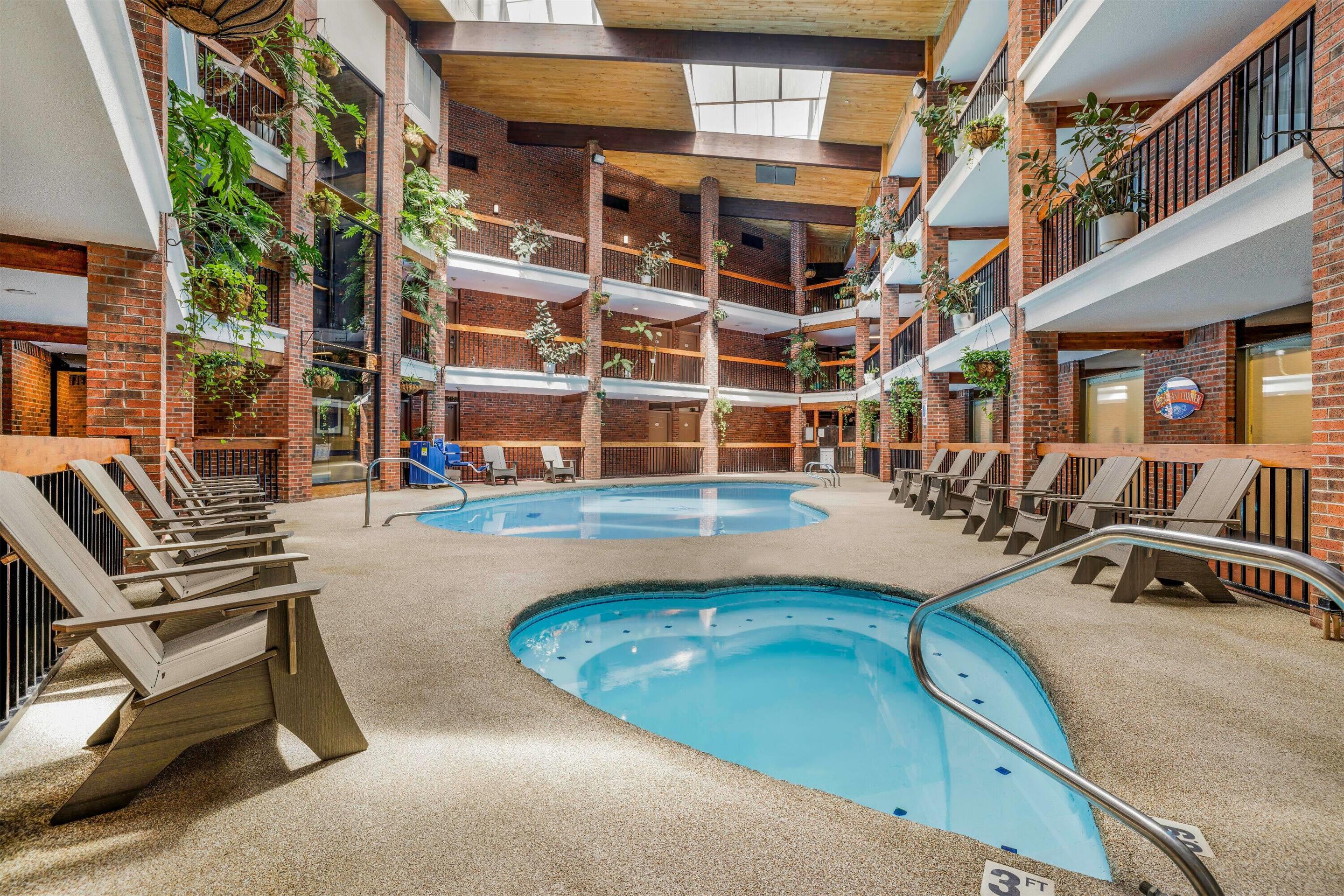 Pool | Baymont by Wyndham Cortez