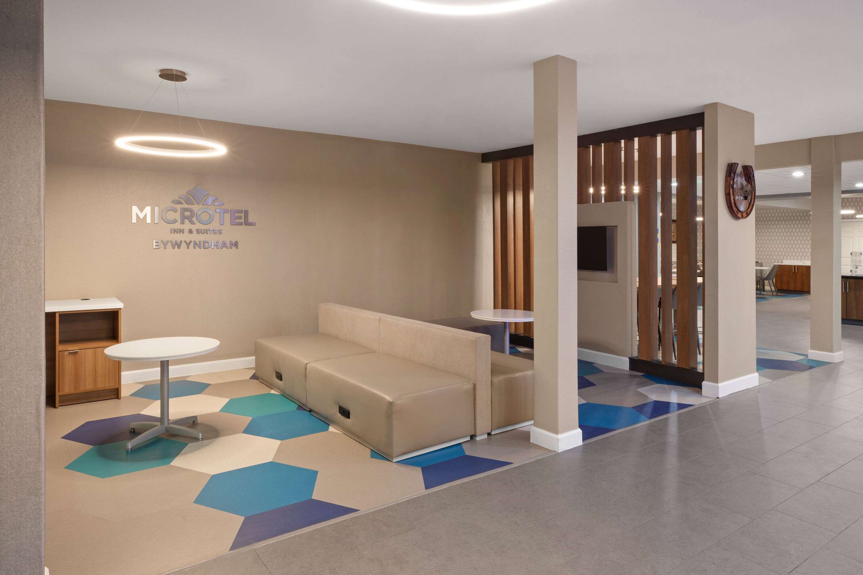 Lobby | Microtel Inn & Suites by Wyndham Buda Austin South