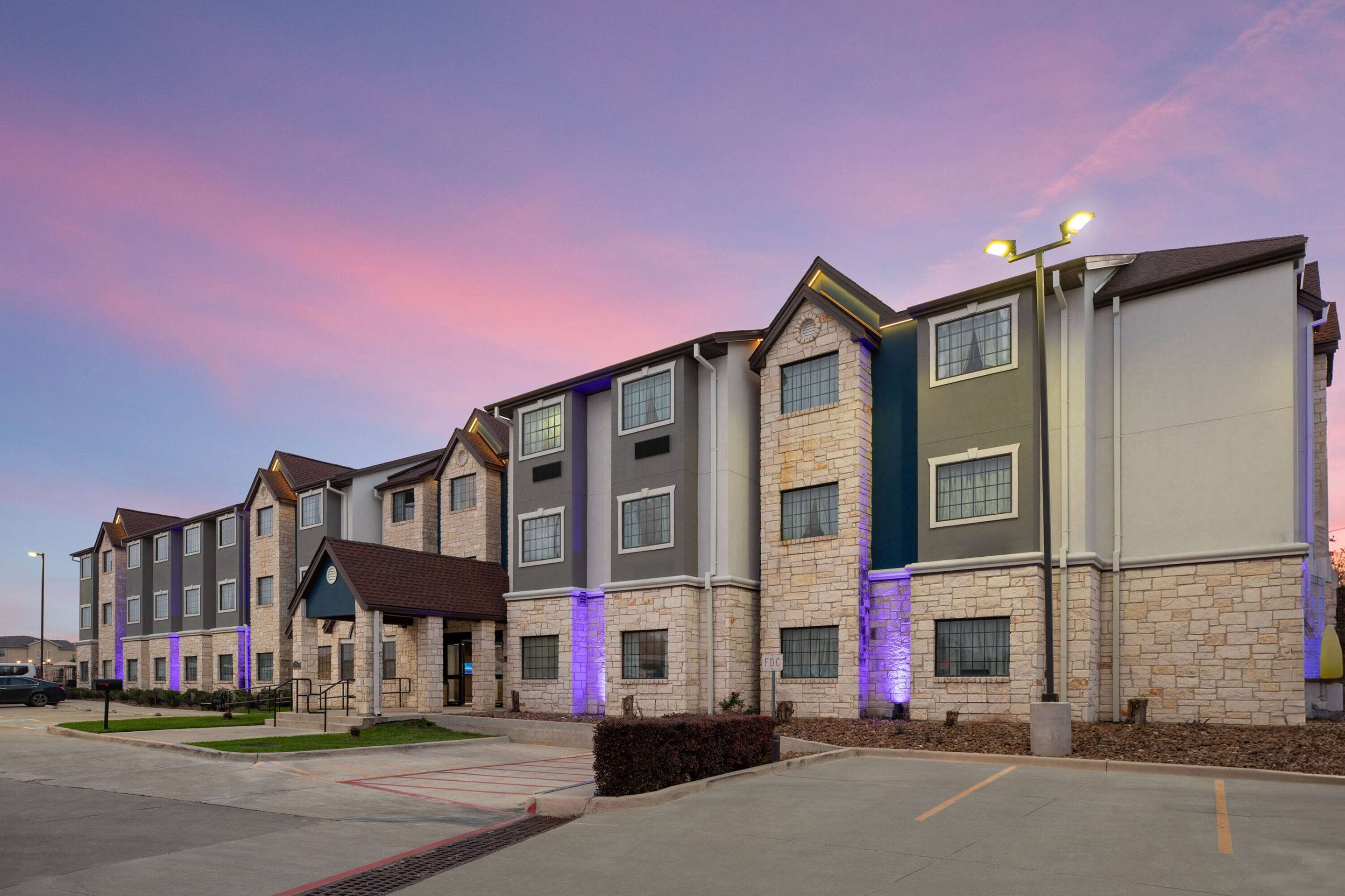 Exterior | Microtel Inn & Suites by Wyndham Buda Austin South