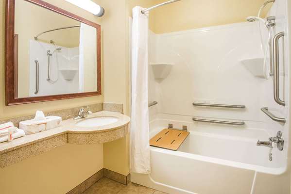  - Days Inn Ellis - I-70, Exit 145