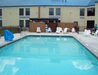  - Days Inn & Suites Tahlequah