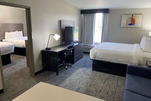  - Days Inn & Suites Tahlequah