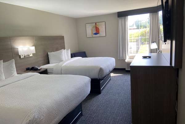  - Days Inn & Suites Tahlequah