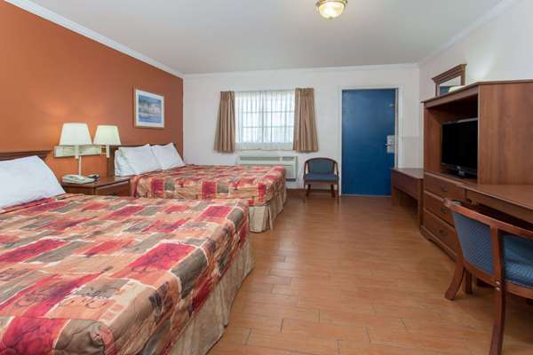  - Knights Inn Arcadia