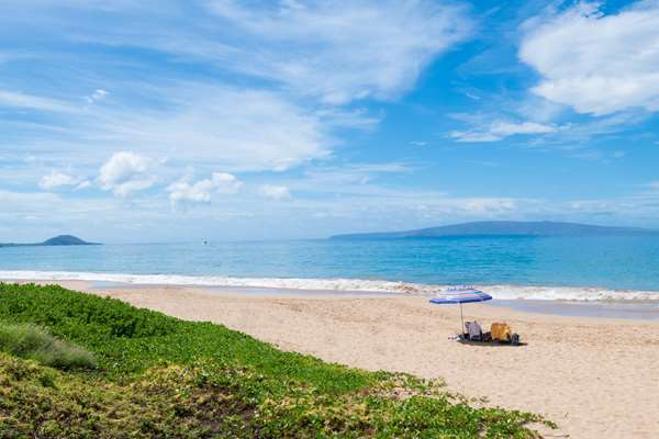 Beach - Days Inn Maui Oceanfront Inn Kihei