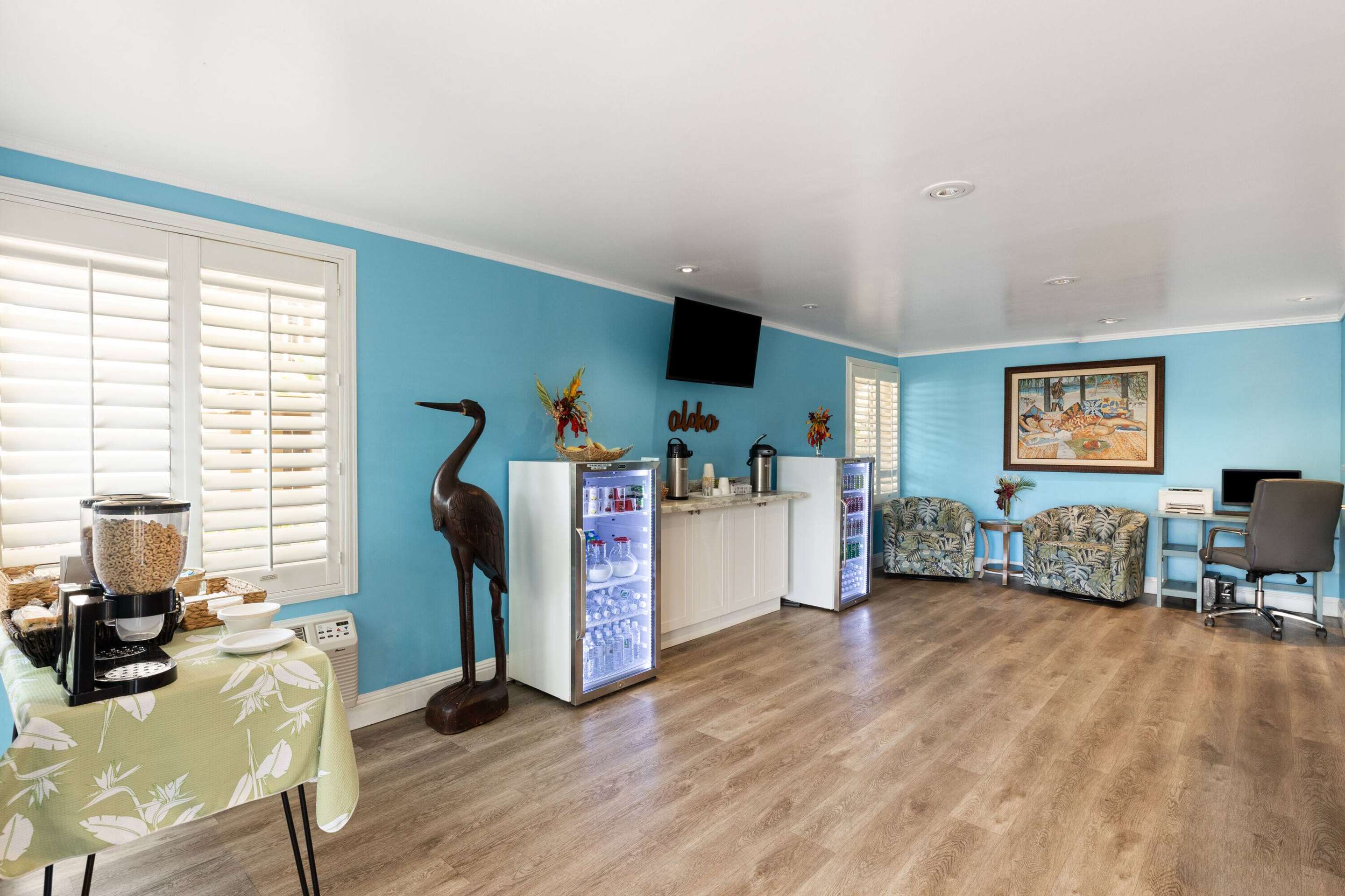 Lobby | Days Inn by Wyndham Maui Oceanfront