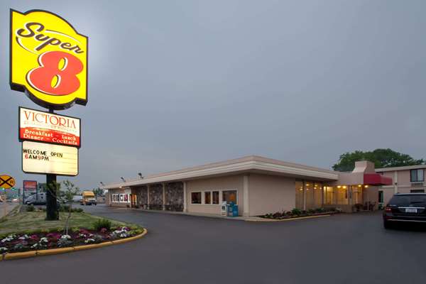 Exterior view - Super 8 Motel Northlake