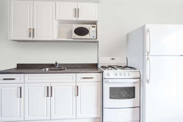 Suite - Knights Inn Merritt