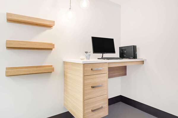 Conference Area - Knights Inn Merritt