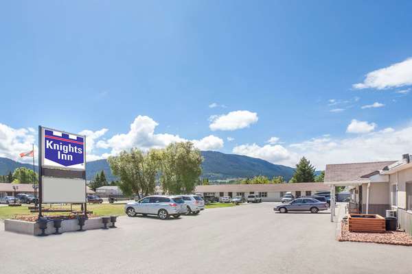 Exterior view - Knights Inn Merritt