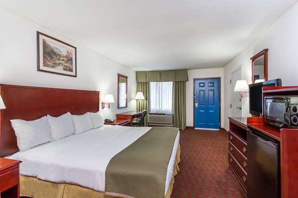  - Baymont Inn & Suites Manning - I-95, Exit 119