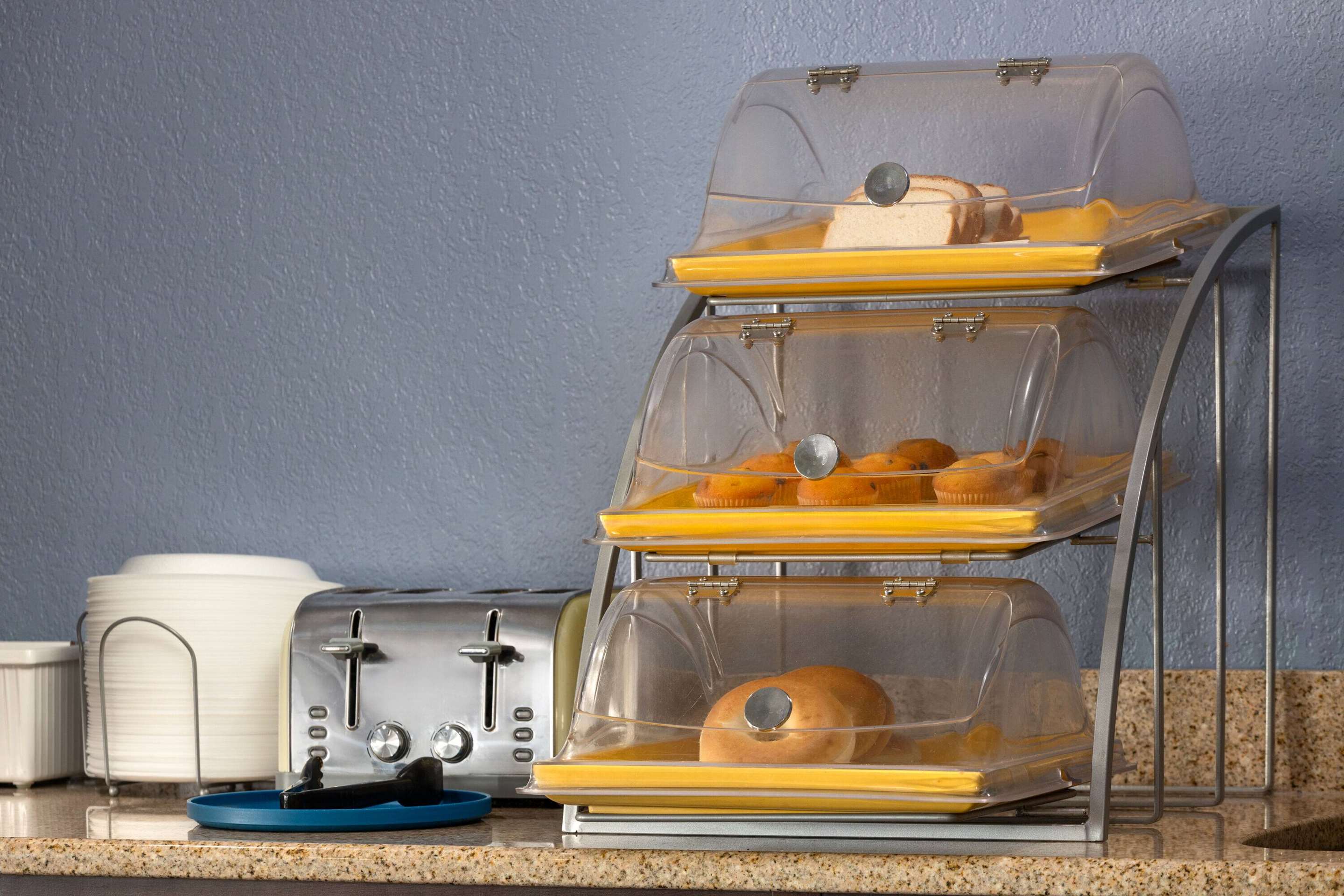 Property amenity | Days Inn & Suites by Wyndham Green Bay WI.