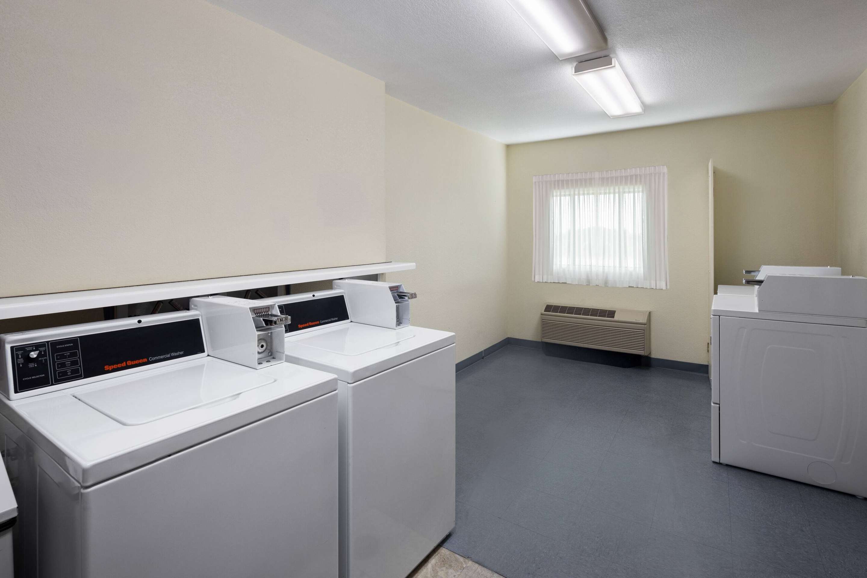 Laundry | Days Inn & Suites by Wyndham Green Bay WI.